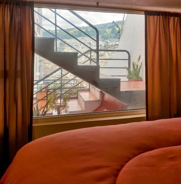 The Temple, Quito Bed and Breakfast Exteriör bild